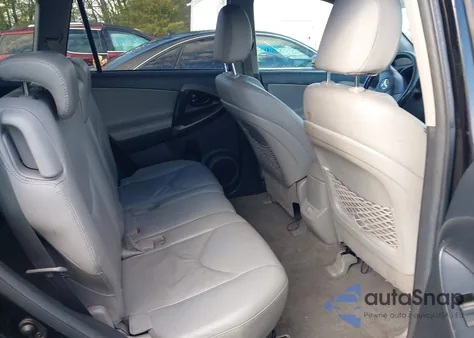 2011 Toyota Rav4 Limited z USA, uszkodzony, nr VIN 2T3DF4DV4BW112733